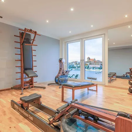 Garzini - Mit Balkon & Mueritzpanorama In Der Hafenresidenz Appartement *